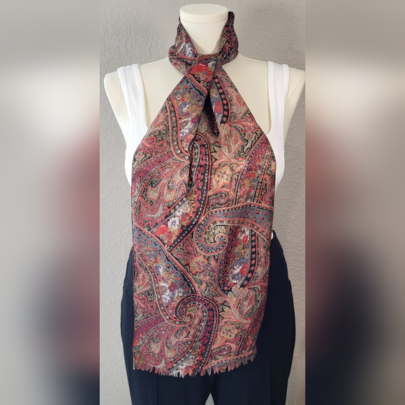 Elegant Red and Black Paisley Wrap Scarf - Picture 6 of 9